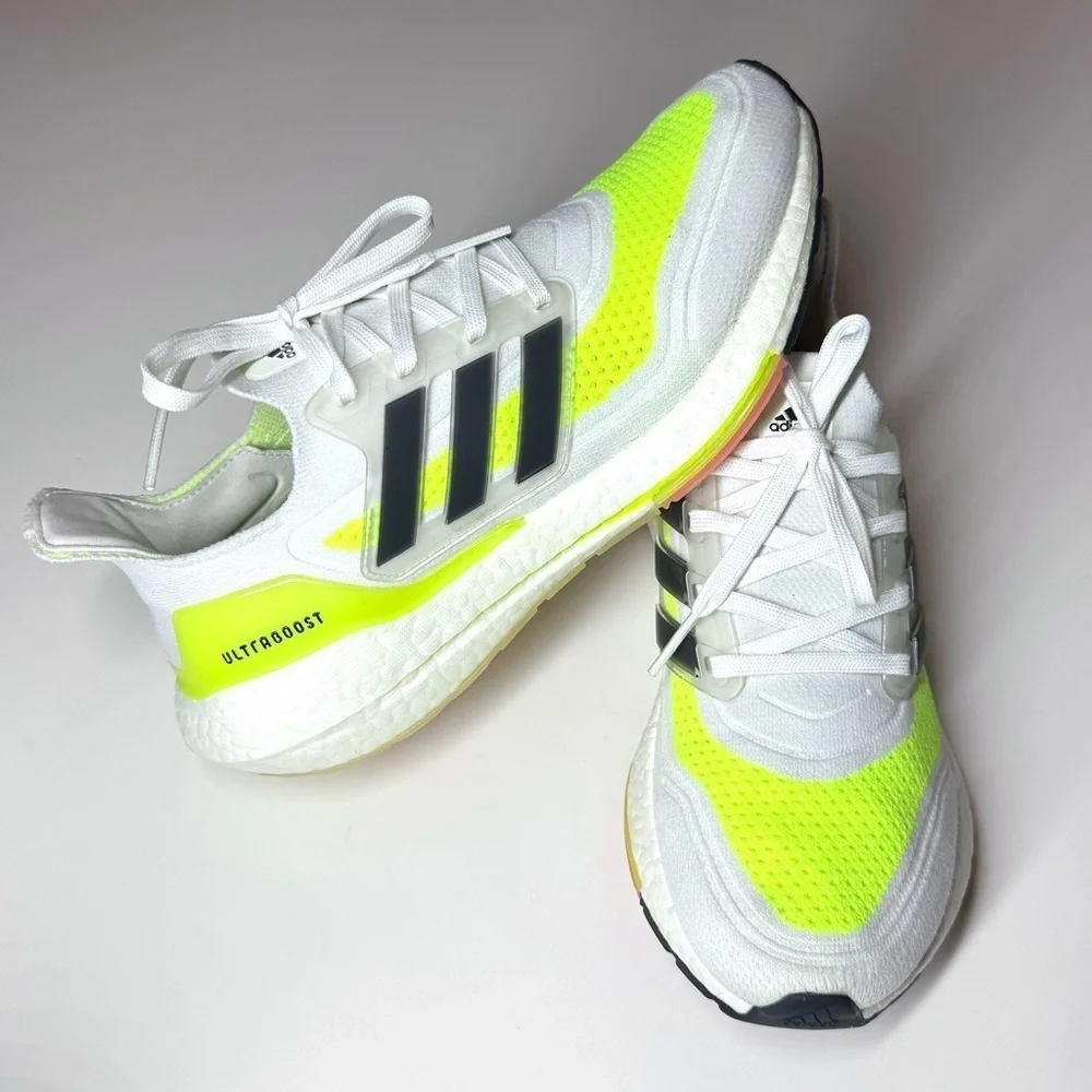 Adidas Men’s Ultraboost 21 Athletic Running Shoes - White and Neon Yellow Size-7